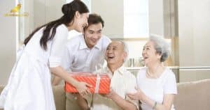 những món quà ý nghĩa cho sinh nhật bố mẹ ông bà