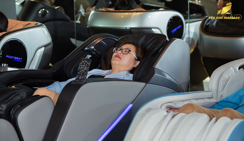 Ngồi Ghế Massage Một Tư Thế Lâu Có Sao Không? Cách Dùng Đúng Cách Ngồi Ghế Massage Một Tư Thế Lâu Có Sao Không